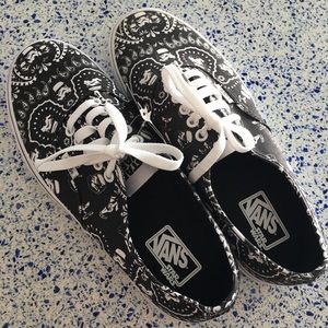Vans: Star Wars (Stormtrooper) Size 10